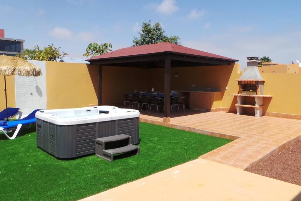Luxury Villa At Golf Course Costa De Antigua Esterno foto
